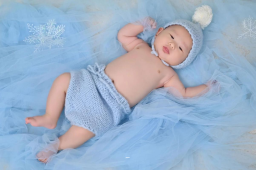 潜江摸孕妇肚子沾喜气